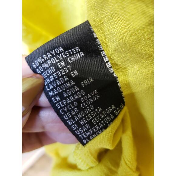 Women's Unique Spectrum 1X Yellow Boho Peasant Blouse Crochet Sleeve Top - Picture 13 of 15